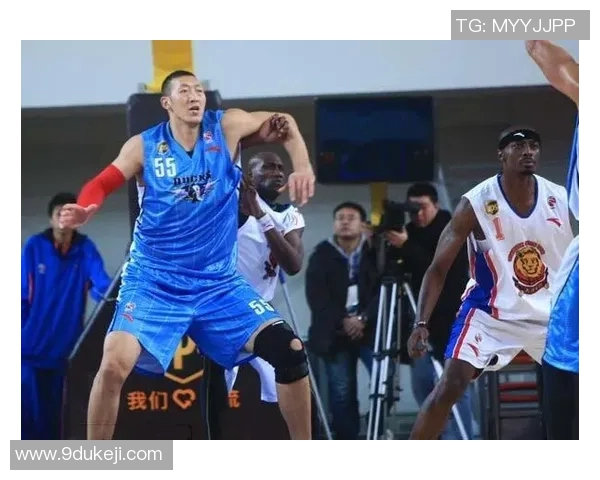 姚明的辉煌人生与篮球成就简历详解 姚明的辉煌人生与篮球成就简历详解