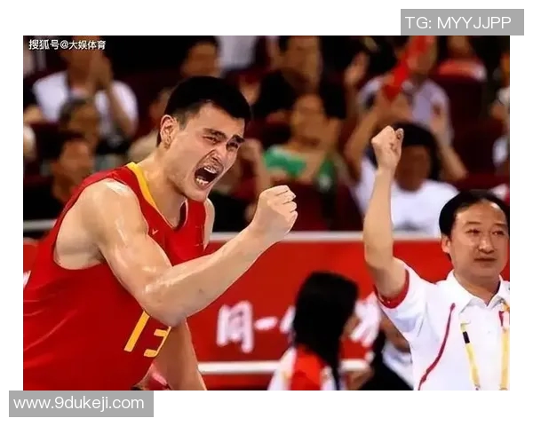姚明的后卫:探寻中国篮球巨星背后的默默奉献与团队精神 姚明的后卫:探寻中国篮球巨星背后的默默奉献与团队精神